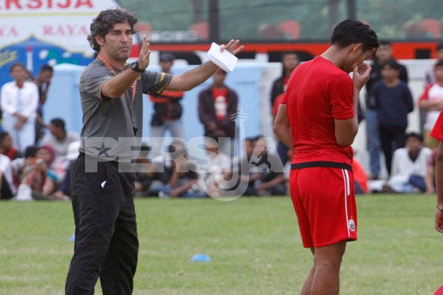 Pelatih Persija Rahasiakan Strategi Lawan Borneo