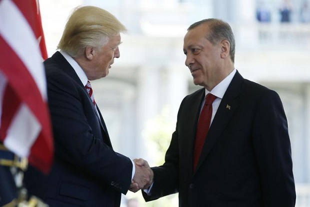 Trump Peringatkan Erdogan: Pasukan Turki dan AS Jangan Bentrok
