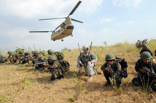 AS Ingin Lebih Sering Latihan Perang dengan Filipina