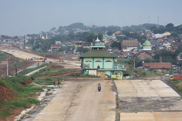 Pembangunan Tol Batang-Semarang, Pembebasan Masjid dan Makam Belum Selesai