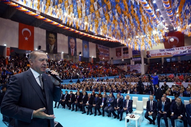 Erdogan Bersumpah Serang Teroris di Mana Pun Berada