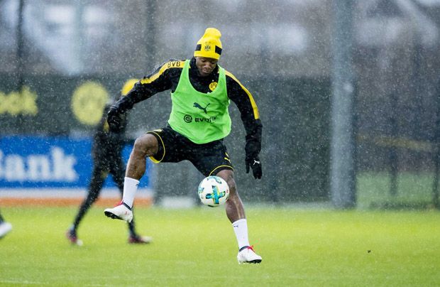 Dortmund Janjikan Piala Dunia untuk Michy Batshuayi