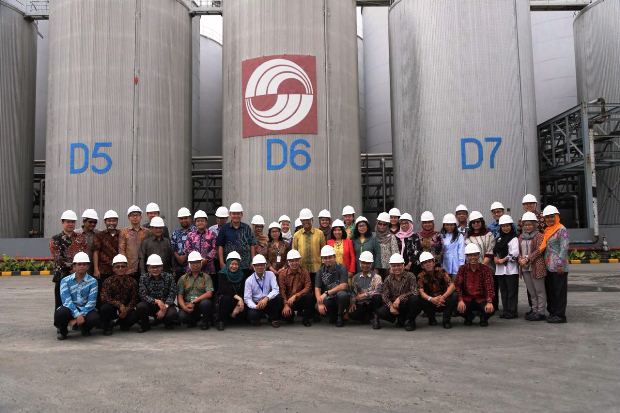 Para Diplomat Saksikan Langsung Aktivitas di Marunda Refinery