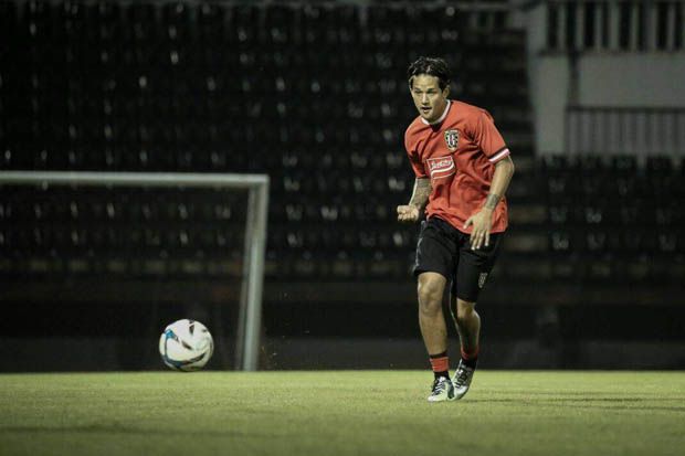 Irfan Bachdim Masih Absen Bela Bali United