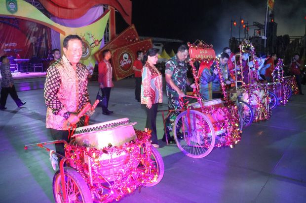 Melihat Perayaan Imlek Multi Etnis di Kota Singkawang