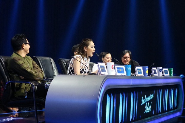 Ketegangan Top 9 Indonesian Idol