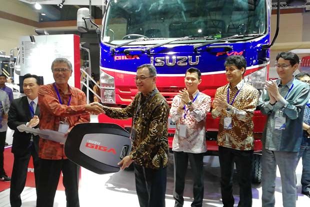 New Isuzu GIGA Jawaban Market Kendaraan Komersial di Indonesia