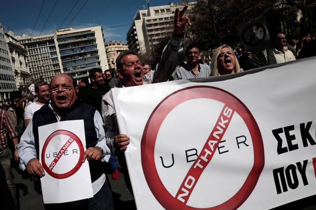 Pengemudi Protes Taksi Online di Yunani