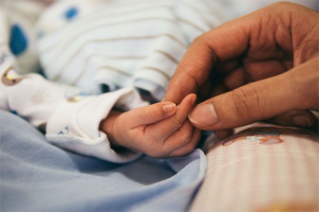 Berwajah Mirip dengan Sang Ayah, Bayi Bakal Lebih Sehat