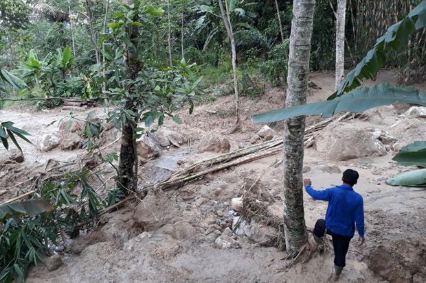 Limbah Batu PT MMS Tergerus, Longsor Terjang Perkampungan di Purwakarta