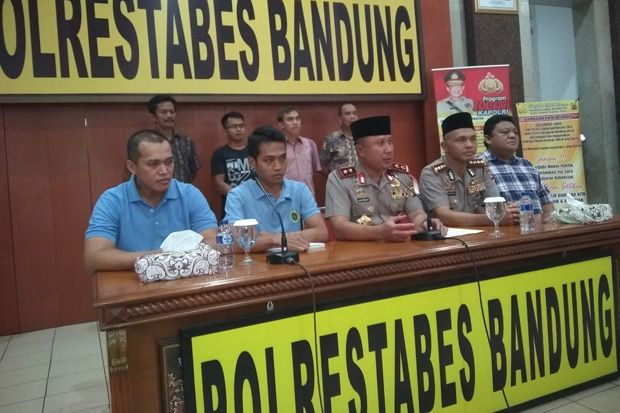 Menyerahkan Diri, Pemberi Rokok ke Orang Utan Dijerat Pasal Tipiring