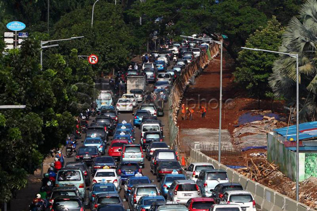 Pertumbuhan Jalan Tak Sebanding, Kemacetan Ancam Semarang