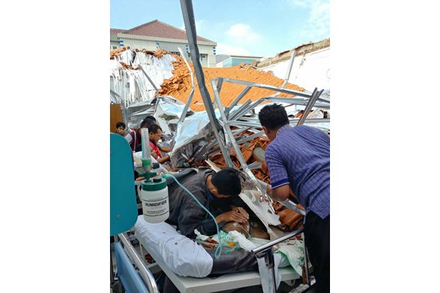 Atap Paviliun 7 RSAL Dr Ramelan Ambruk, 4 Pasien Terluka