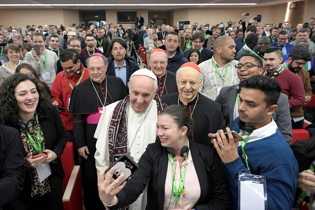 Paus Kecam Orang Kristen yang Transaksi Seks dengan Pelacur