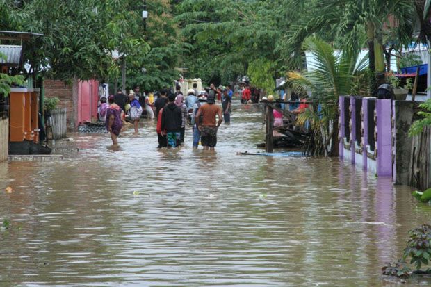 Banjir Mamuju Murni Bencana Alam, Bupati Perintahkan OPD Bergerak Cepat