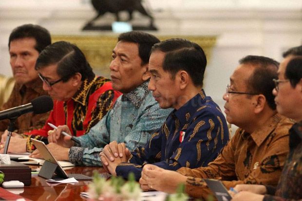 Jika Ada Bukti, Jokowi Persilakan Puan dan Pramono Diproses