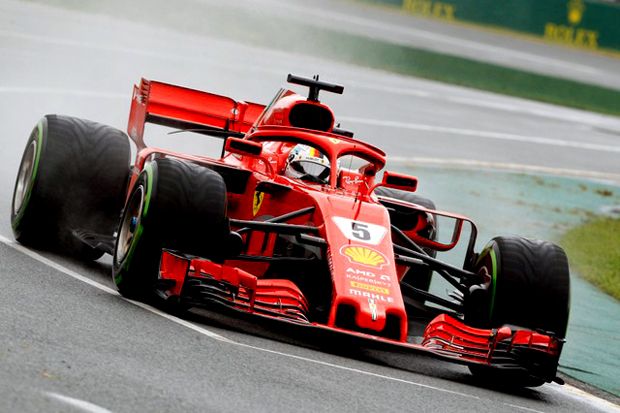 Vettel Kuasai Latihan Bebas Ketiga dalam Guyuran Hujan