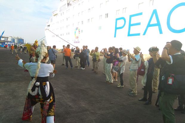 517 Wisatawan Jepang Berlabuh di Semarang dengan Kapal Pesiar Ocean Dream
