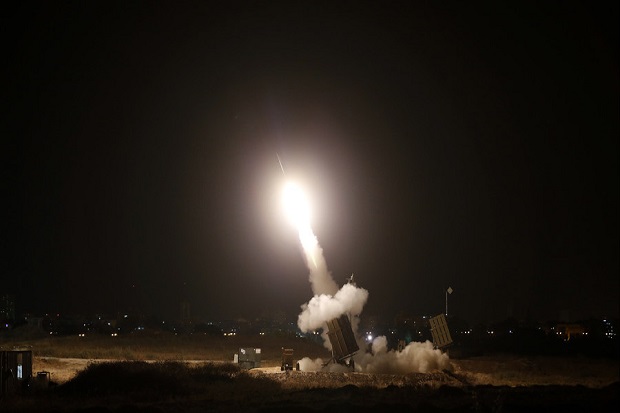 Senapan Mesin Hamas Kecoh Sistem Rudal Iron Dome Israel