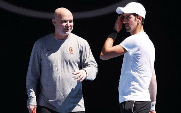 Pelatih Andre Agassi Tinggalkan Novak Djokovic