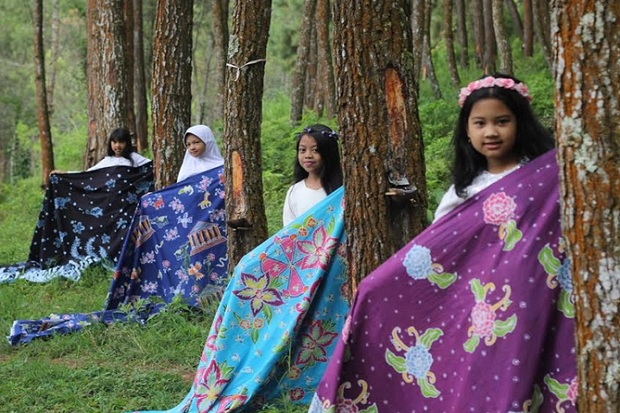 Anjani Sekar Arum Bawa Batik Bantaeng ke Kancah Internasional
