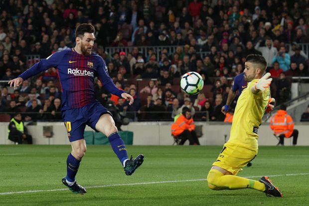 Hat-trick Messi Antar Barca Samai Rekor Sociedad