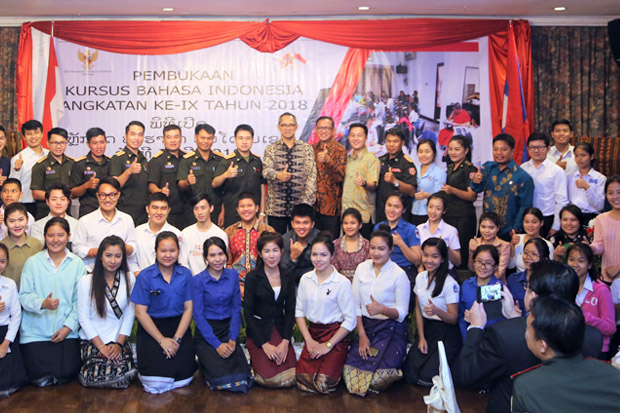 Kursus Belajar Bahasa Indonesia Diserbu Masyarakat Laos