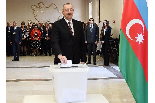 Azerbaijan Gelar Pemilu Presiden