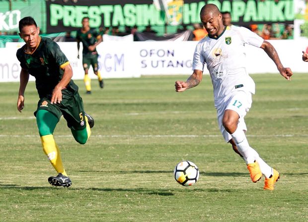 Hat-trick Da Silva Warnai Kemenangan Persebaya atas PS TIRA