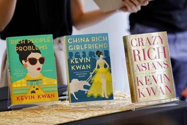 Trilogi Kevin Kwan yang Menghebohkan Dunia