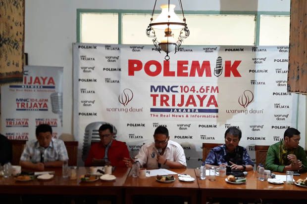 Gerindra-Demokrat Pertanyakan Pemberian Sertifikat oleh Jokowi