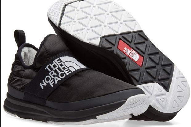 NSE Traction Knit Moc, Sneaker yang Memberi Kenyamanan