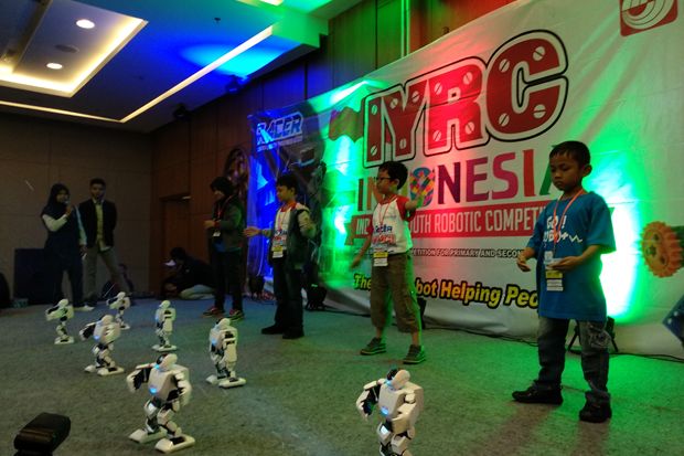 500 Siswa Adu Strategi di Kompetisi Robotik Nasional