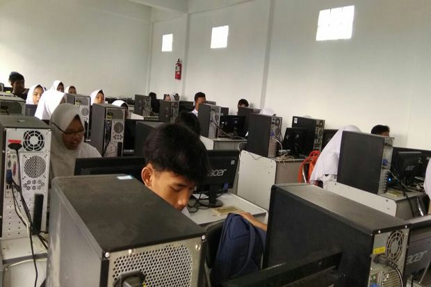 Komputer Kurang, 452 Siswa SMPN 3 Lembang Numpang ke Sekolah Lain