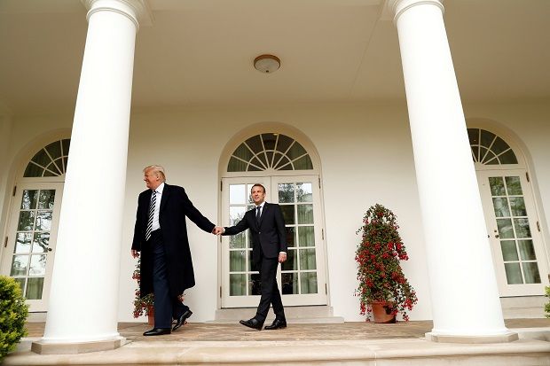 Macron: Trump Tampaknya Akan Tarik AS dari Kesepakatan Nuklir Iran