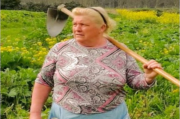 Wajah Mirip Trump, Petani Perempuan Ini Mendadak Tenar