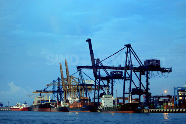 Bangun Pelabuhan, 4 BUMN Jadi Motor Poros Maritim Jokowi