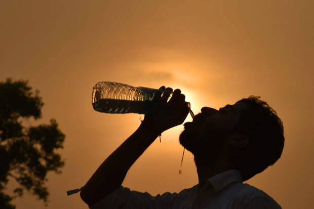Suhu 50,2 Celcius Panggang Pakistan
