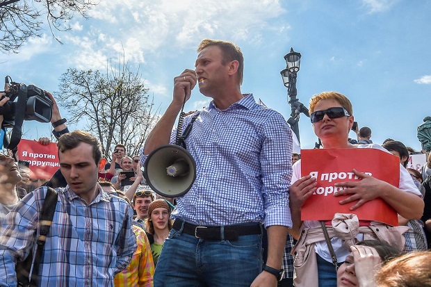 Putin Dilantik Senin, Navalny dan Ribuan Demonstran Rusia Ditangkap