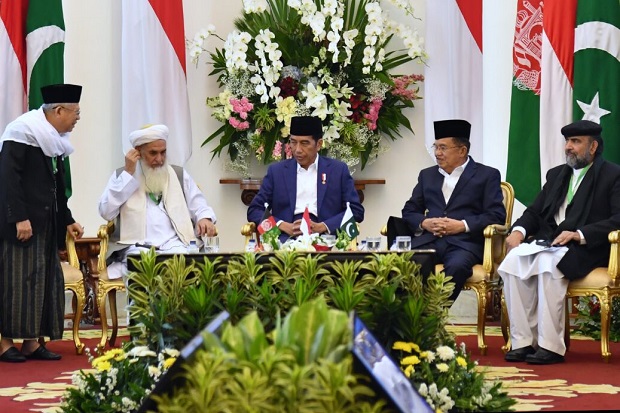 Indonesia Bantu Damaikan Afghanistan, Jokowi: Ulama Punya Peran Kunci