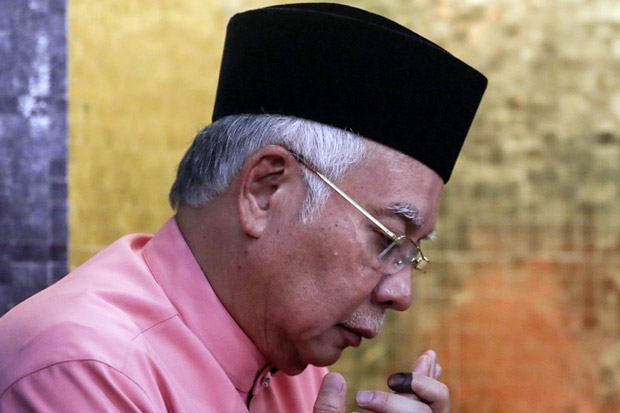 Polisi Malaysia Geledah Apartemen Keluarga Najib Razak