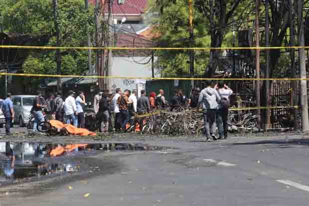 ISIS Mengaku di Balik Serangan Bom Surabaya
