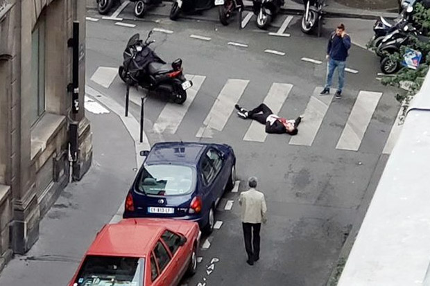Serangan Pisau Guncang Paris, 1 Tewas dan 4 Terluka