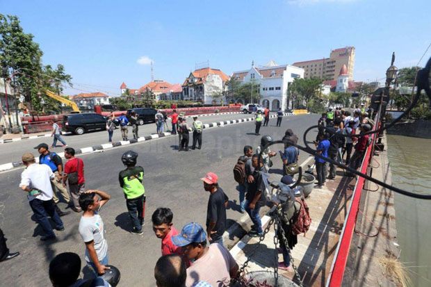 Tri Rismaharini Siapkan Lahan untuk Meledakkan Temuan Bom Surabaya