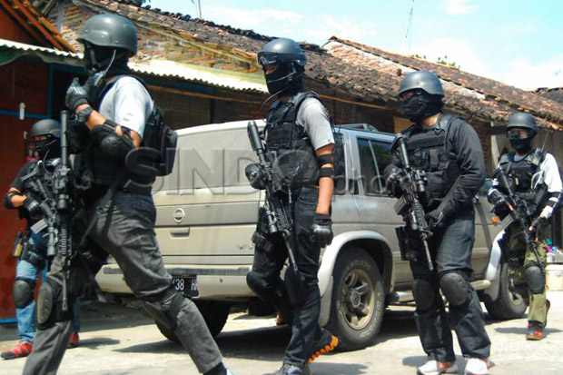 Densus 88 Kembali Amankan Terduga Teroris di Riau