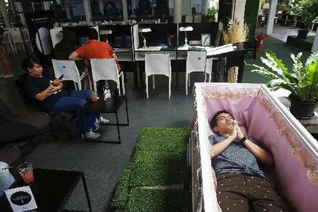 Kafe di Bangkok Ini Tawarkan Sensasi Kematian ke Pengunjung