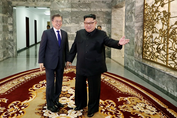 Presiden Korsel Sebut Pertemuan Mendadak Adalah Permintaan Kim Jong-un
