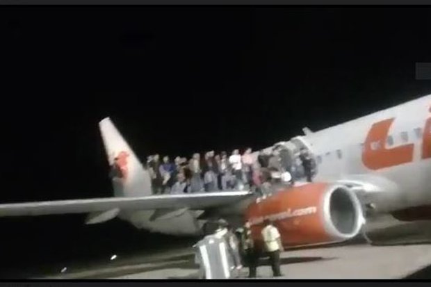 Lion Air Polisikan Penumpang yang Buka Paksa Pintu Darurat
