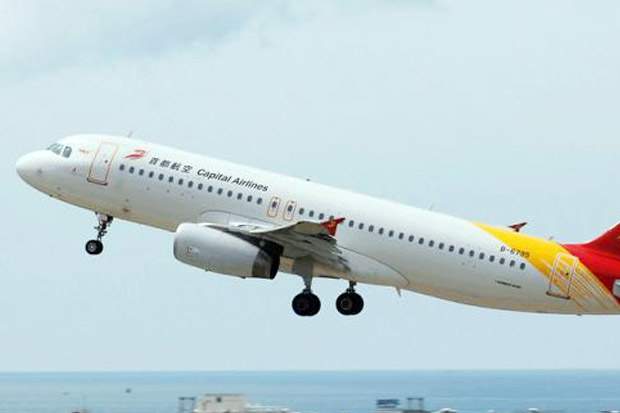 Jendela Retak, Pesawat Capital Airlines Putar Balik ke Bandara China