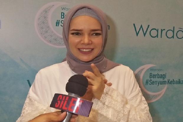Dewi Sandra Berusaha Jalani Ujian Setelah Ramadhan